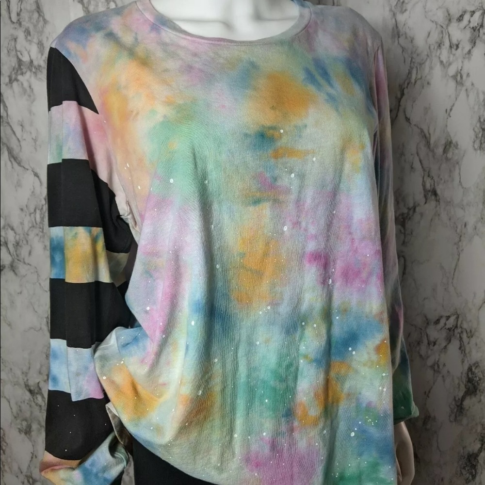 Brand new long sleeve tee